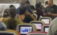 印度航空一航班出现引擎故障，乘客被迫下机