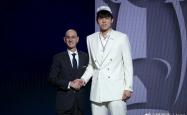 杨瀚森：20岁从NBA起飞
