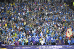 人民日报关注：超越许多中超场次上座率，“苏超”为啥突然火了