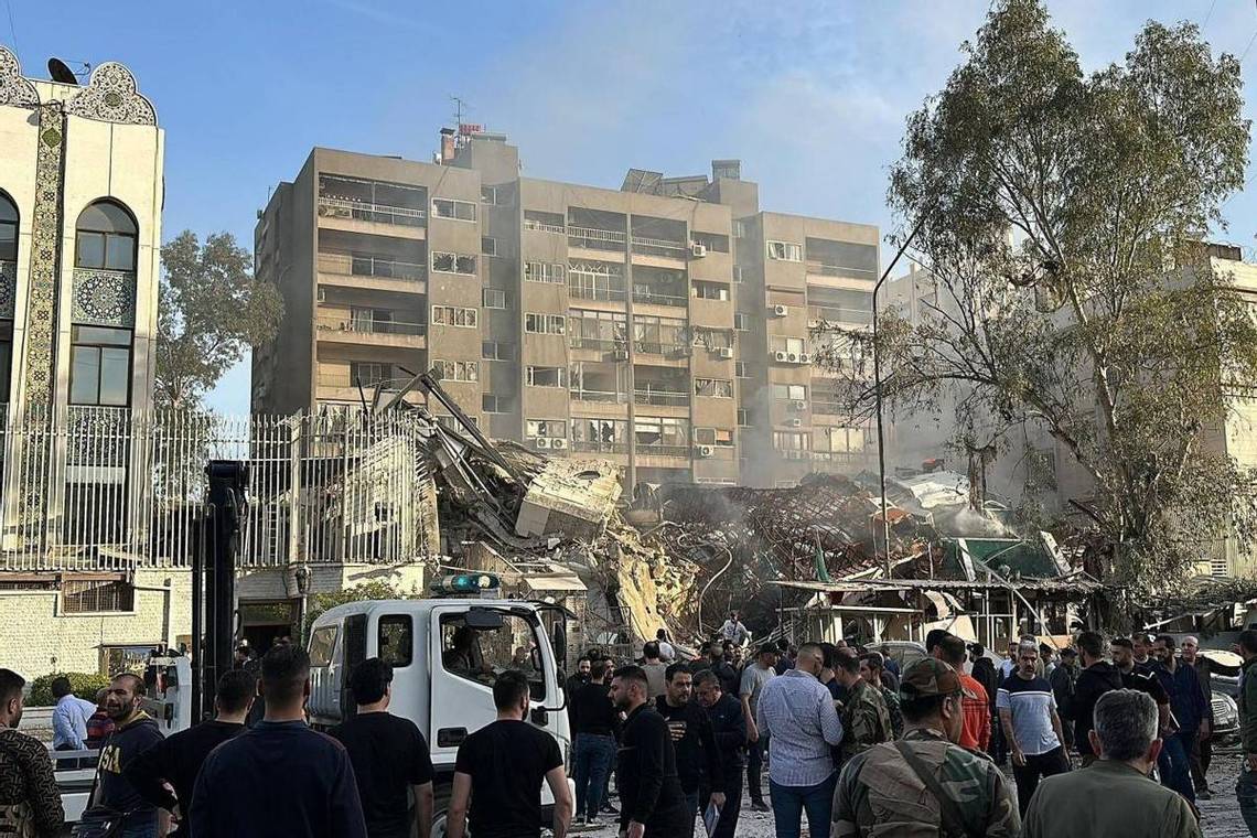 以军袭击伊朗国家电视台大楼,已致2人死亡 第1张 以军袭击伊朗国家电视台大楼,已致2人死亡 第1张